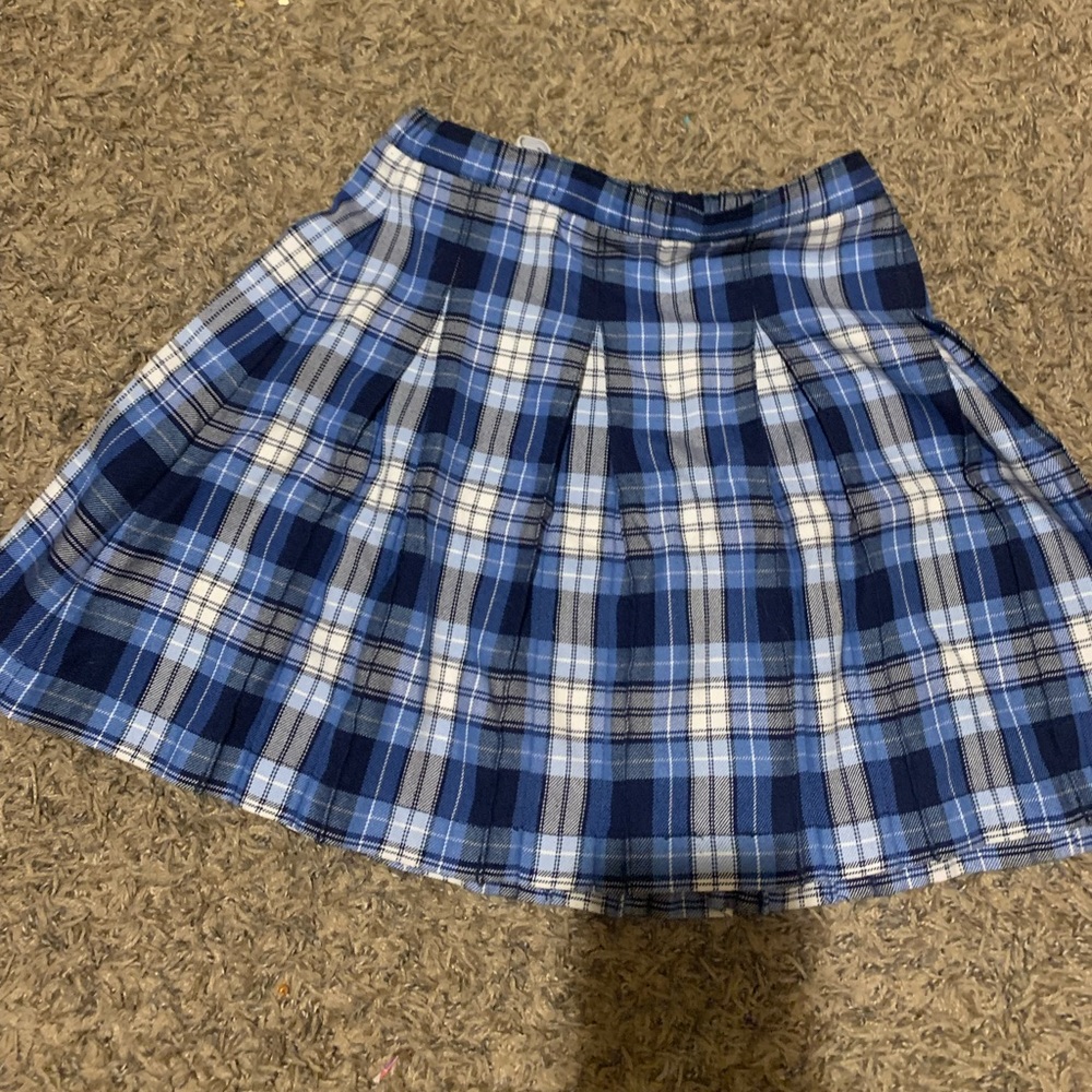 Lands’ End girls school uniform skirt - size 8